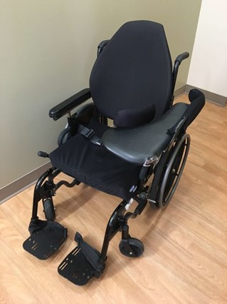 Wheelchair with arm tray